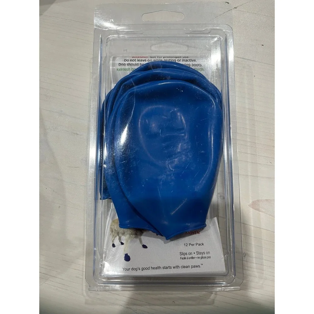 Dog lot bark collar & paw covers‎